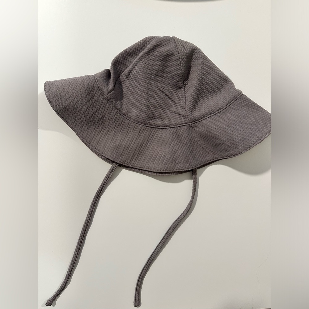 Quincy Mae swim hat